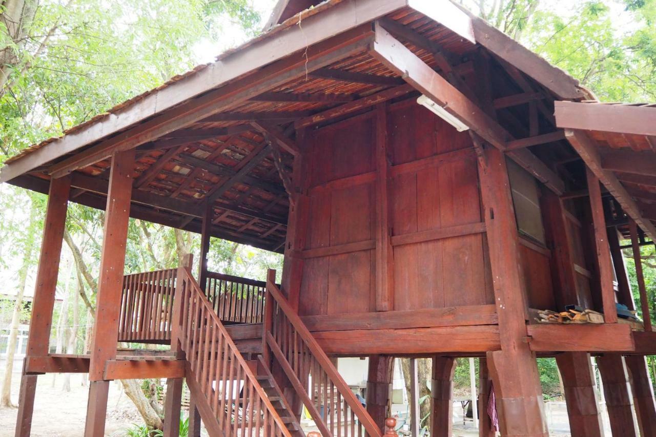 Insight Hostel Chiang Mai Luaran gambar